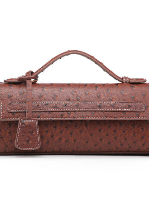 Bolso bandolera con textura grano avestruz