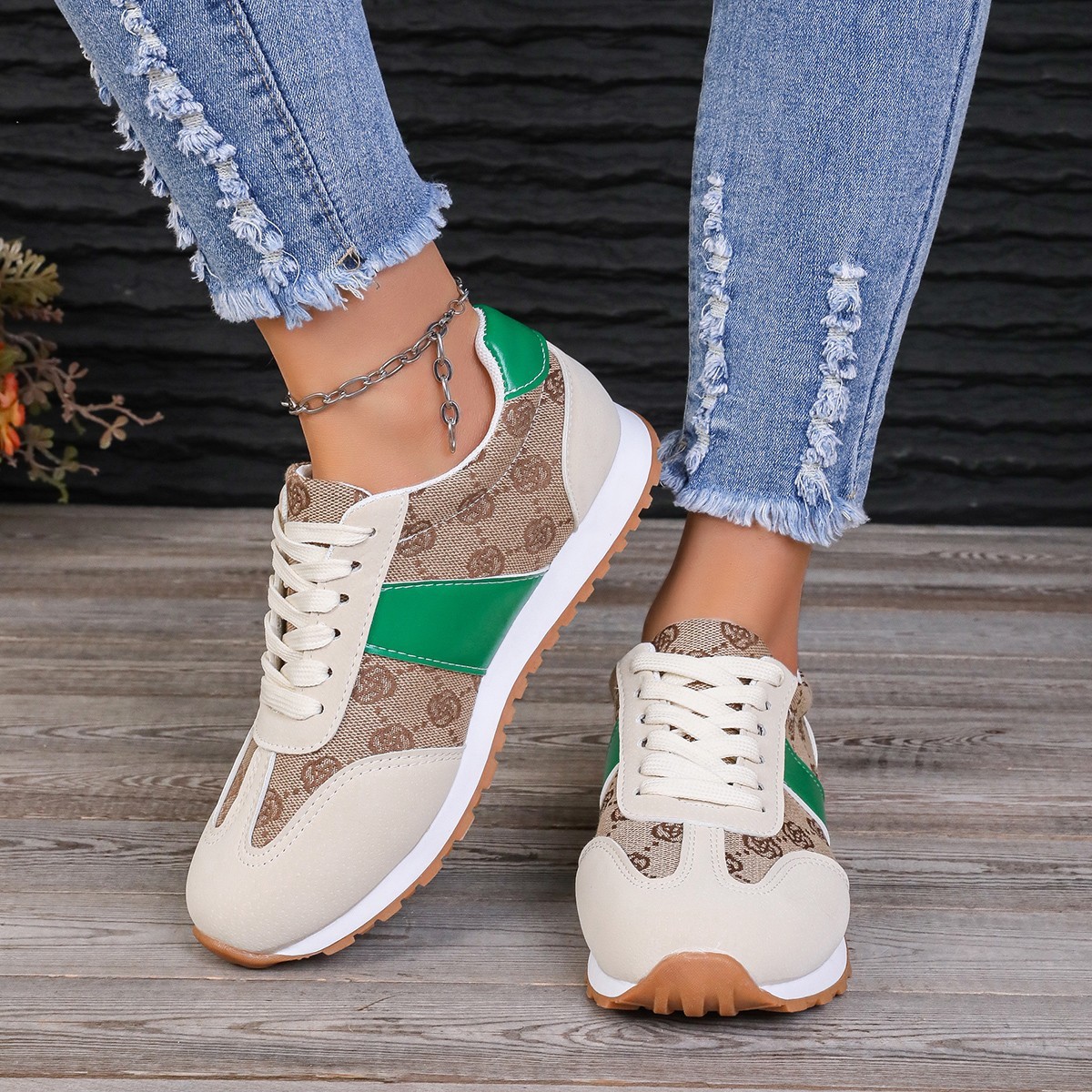 Zapatillas Oversized Casual con Detalle Floral y Cordones para Mujer – Image 4
