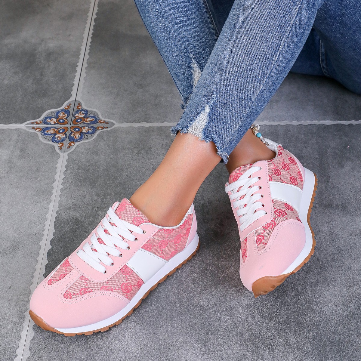 Zapatillas Oversized Casual con Detalle Floral y Cordones para Mujer – Image 5